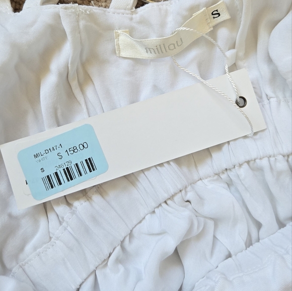 Millau White Circle Cage Detail Chain Link Neckline Romper Size Small NWT - Picture 8 of 13